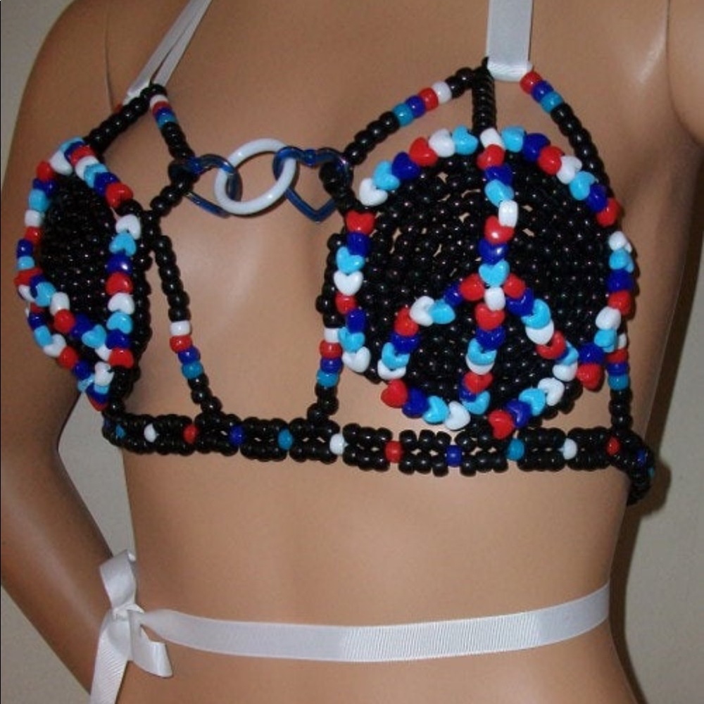 @kanditoybox rave bra